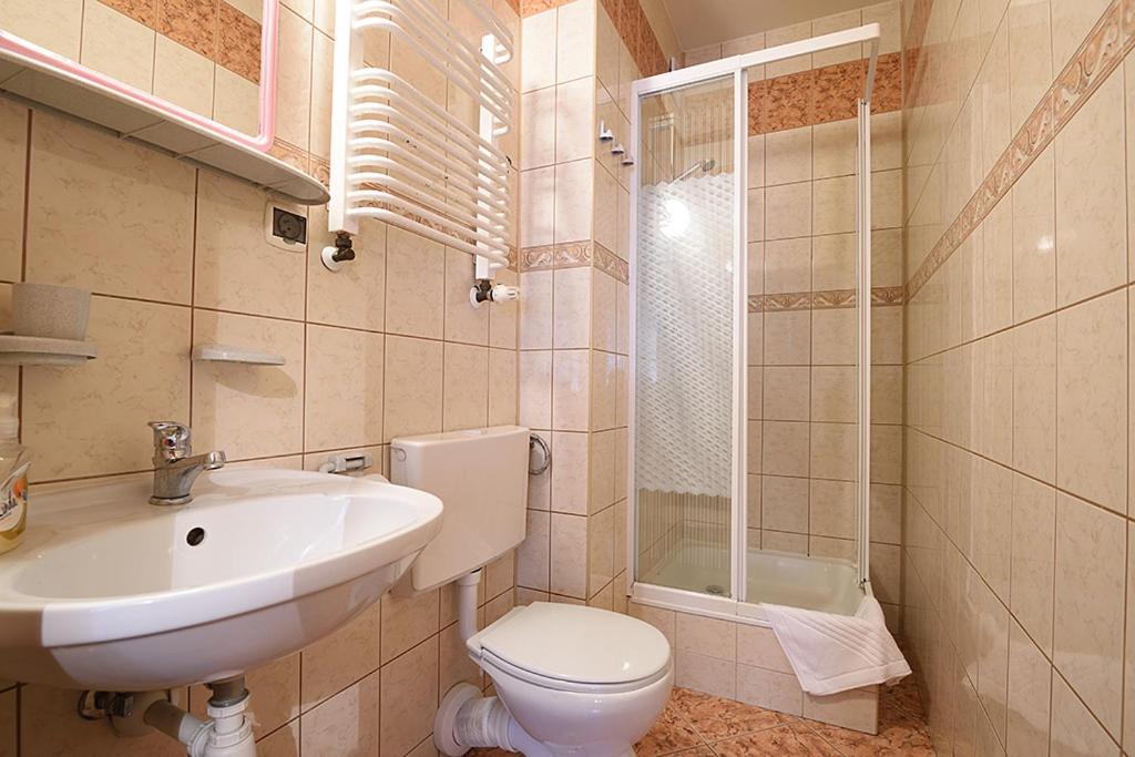 Marsjanka Apartment ชเจอร์ค ภายนอก รูปภาพ